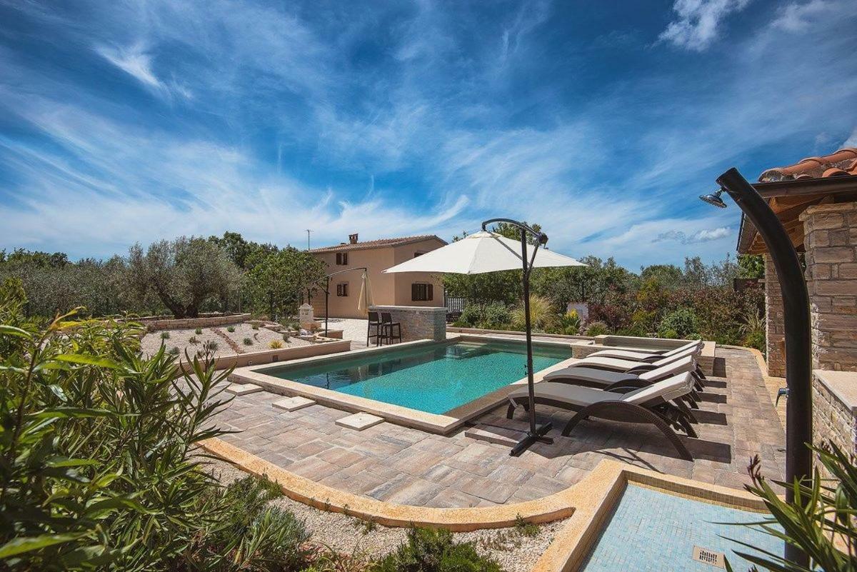 Villa Jela Медулин Екстериор снимка